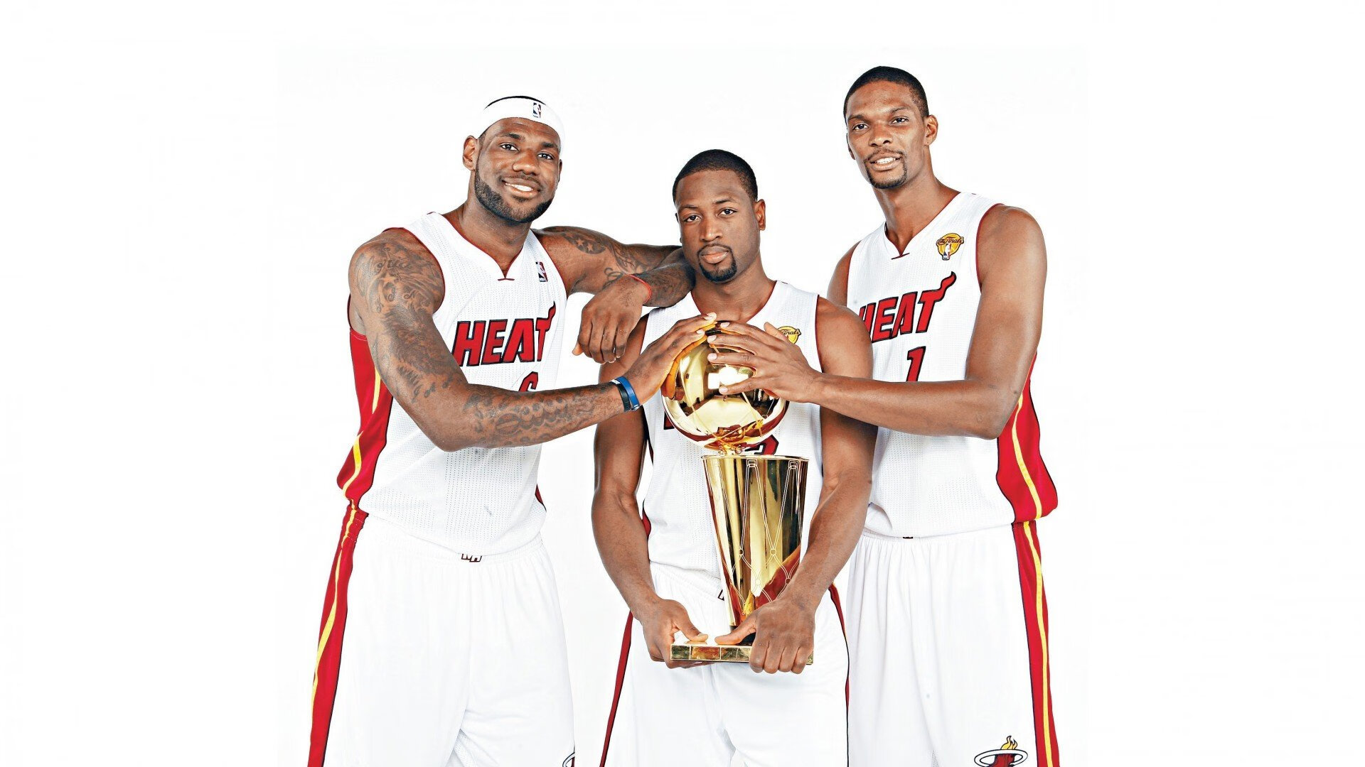 印度投球手太准了,每一球都带威胁,印度球迷