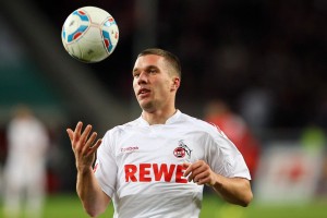 leyu乐鱼-女篮姑娘用汗水换来荣耀：她们的坚持与梦想