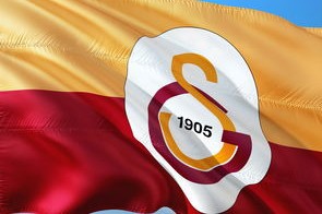 乐鱼体育(中国)官方网站-周三002亚冠精英赛：柔佛VS上海申花专家最新比分预测！方案无偿分享！